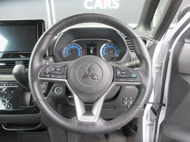 デリカミニ G プレミアム 4WD 当社社有車 全方位モニター クリアランスソナー 衝突被害軽減ブレーキ 9インチナビ USB HDMI 両側電動スライドドア(4枚目)