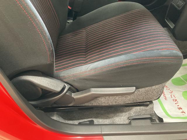 ベースグレード 4WD 衝突被害軽減ブレーキ ターボ CDチューナー オートライト/エアコン キーフリー リモコンエンジンスターター LEDヘッドランプ ハロゲンフォグランプ 運転席チルトステアリング/シートリフター(47枚目)