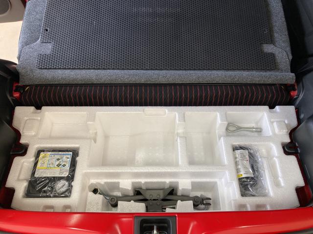 ベースグレード 4WD 衝突被害軽減ブレーキ ターボ CDチューナー オートライト/エアコン キーフリー リモコンエンジンスターター LEDヘッドランプ ハロゲンフォグランプ 運転席チルトステアリング/シートリフター(61枚目)