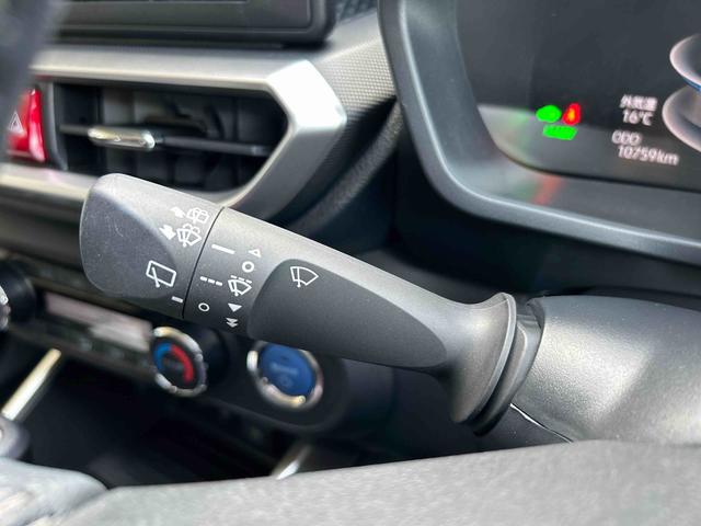 プレミアムG HEV 2WD ハイブリット車 スマートアシスト(予防安全機能)寒冷地仕様 クルーズコントロール キーフリー バックカメラ LEDヘッド/フォグランプ リヤフォグランプ オートライト/エアコン スマートペダル(35枚目)