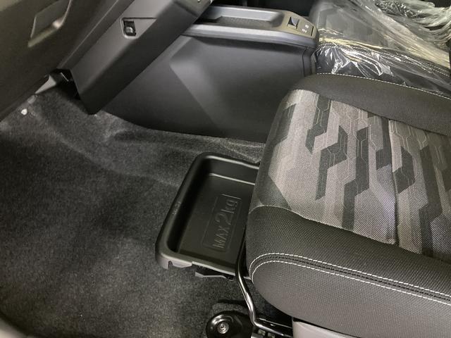 Gターボ クロムベンチャー 4WD スマアシ(ダイハツ予防安全機能) キーフリー LEDヘッド/フォグランプ オートライト/エアコン クルーズコントロール バックカメラ サイドエアバック 運転席チルトステアリング/シートリフター(47枚目)