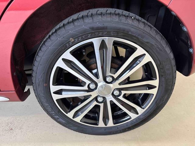 キャスト スタイルＧ　ＳＡＩＩＩ　４ＷＤ　純正ＣＤ　オートライト／エアコン／ハイビーム／電動格納ドアミラー　ＬＥＤヘッドライト／フォグランプ　運転席・助手席シートヒーター　チルトステアリング　運転席シートリフター　キーフリーシステム（20枚目）