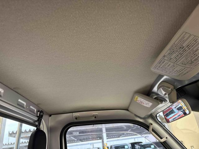 ハイゼットトラック スタンダード 電子4WD 純正ラジオ(AM・FM) ハロゲンヘッドライト マニュアルエアコン オートライト/ハイビーム コーナーセンサー ストロング防錆 VSC(横滑り防止機能) スマートアシスト(予防安全装置)(12枚目)
