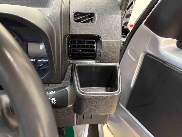 ハイゼットトラック スタンダード 電子4WD 純正ラジオ(AM・FM) ハロゲンヘッドライト マニュアルエアコン オートライト/ハイビーム コーナーセンサー ストロング防錆 VSC(横滑り防止機能) スマートアシスト(予防安全装置)(31枚目)