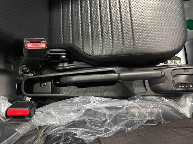 ハイゼットトラック スタンダード 電子4WD 純正ラジオ(AM・FM) ハロゲンヘッドライト マニュアルエアコン オートライト/ハイビーム コーナーセンサー ストロング防錆 VSC(横滑り防止機能) スマートアシスト(予防安全装置)(35枚目)