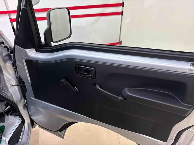 ハイゼットトラック スタンダード 電子4WD 純正ラジオ(AM・FM) ハロゲンヘッドライト マニュアルエアコン オートライト/ハイビーム コーナーセンサー ストロング防錆 VSC(横滑り防止機能) スマートアシスト(予防安全装置)(44枚目)
