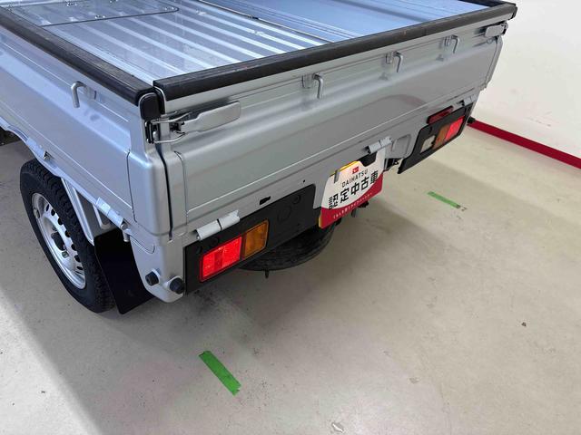 ハイゼットトラック スタンダード 電子4WD 純正ラジオ(AM・FM) ハロゲンヘッドライト マニュアルエアコン オートライト/ハイビーム コーナーセンサー ストロング防錆 VSC(横滑り防止機能) スマートアシスト(予防安全装置)(64枚目)