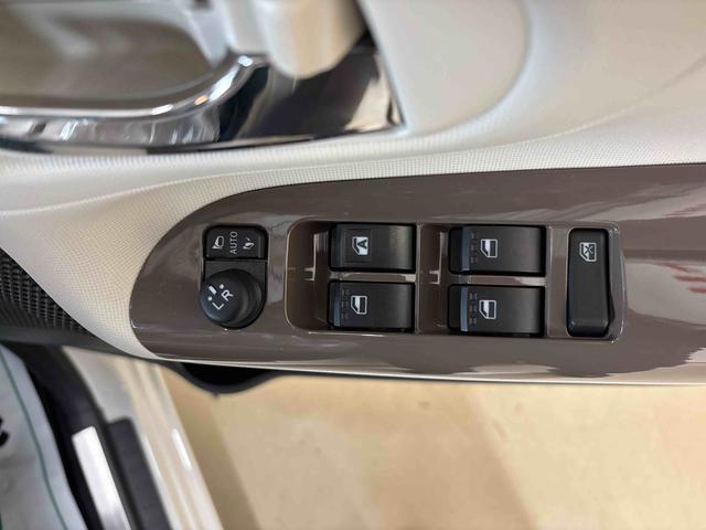 ムーヴキャンバス ＧメイクアップＶＳ　ＳＡＩＩＩ　４ＷＤ　純正ナビ　ドライブレコーダー　ＴＶコントロールキット　ＬＥＤヘッドライト／フォグランプ　オートエアコン／ライト／ハイビーム／電動格納ドアミラー　両側電動スライドドア　運転席シートヒーター（48枚目）