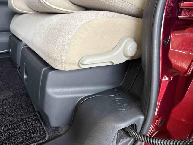 ムーヴキャンバス Ｘリミテッドメイクアップ　ＳＡＩＩ　４ＷＤ　純正ＣＤ　ハロゲンヘッドライト　ＬＥＤフォグランプ　オートエアコン／ライト／電動格納ドアミラー　両側電動スライドドア　チルトステアリング　運転席シートリフター　キーフリー（60枚目）