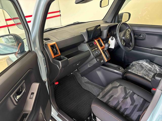 タフト Ｇターボ　４ＷＤ　ディスプレイオーディオ　クルーズコントロール　電動パーキングブレーキ　ＬＥＤヘッドライト／フォグランプ　オートエアコン／ライト／ハイビーム　運転席・助手席シートヒーター　チルトステアリング（13枚目）