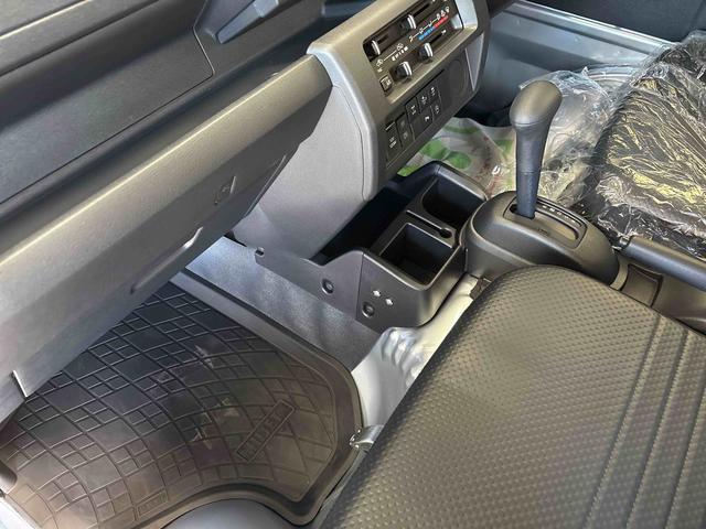 ハイゼットトラック スタンダード　農用スペシャル　電子４ＷＤ　ハロゲンヘッドライト　デフロック　コーナーセンサー　荷台作業灯　ＬＥＤヘッドライト／フォグランプ　オートライト／ハイビーム　マニュアルエアコン　ＥＴＣ（21枚目）