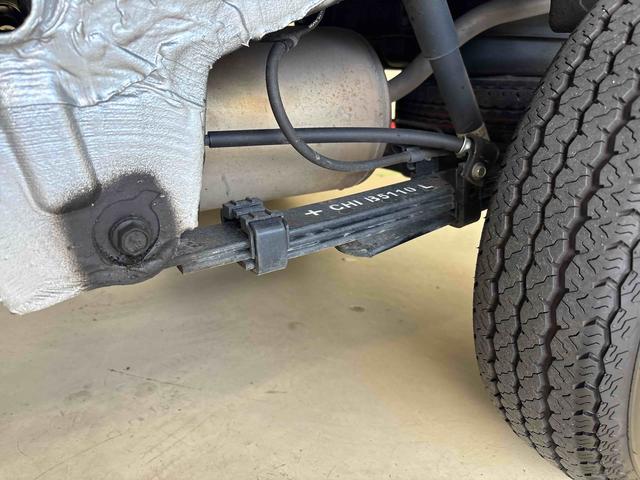 ハイゼットトラック スタンダード　農用スペシャル　電子４ＷＤ　ハロゲンヘッドライト　デフロック　コーナーセンサー　荷台作業灯　ＬＥＤヘッドライト／フォグランプ　オートライト／ハイビーム　マニュアルエアコン　ＥＴＣ（54枚目）