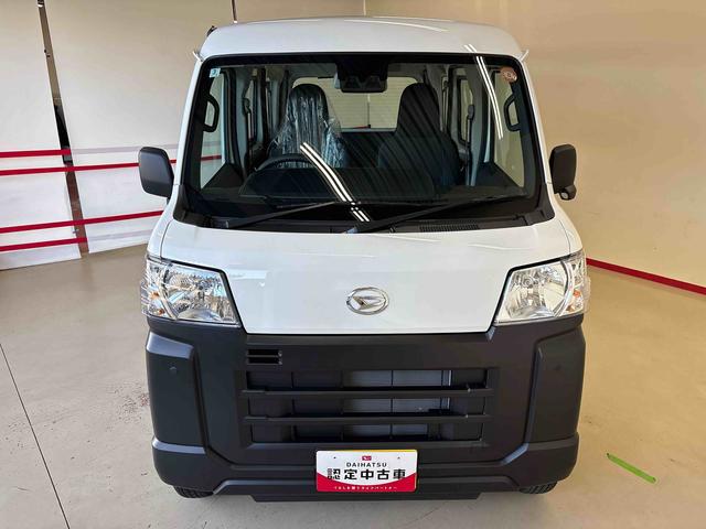 ハイゼットカーゴ スペシャル　電子４ＷＤ　マニュアルエアコン　ハロゲンヘッドライト　コーナーセンサー　ＶＳＣ（横滑り防止機能）　パワーウィンドウ　オートライト／ハイビーム　スマートアシスト（予防安全装置）（2枚目）