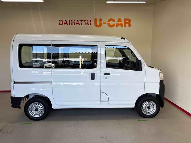 ハイゼットカーゴ スペシャル　電子４ＷＤ　マニュアルエアコン　ハロゲンヘッドライト　コーナーセンサー　ＶＳＣ（横滑り防止機能）　パワーウィンドウ　オートライト／ハイビーム　スマートアシスト（予防安全装置）（4枚目）