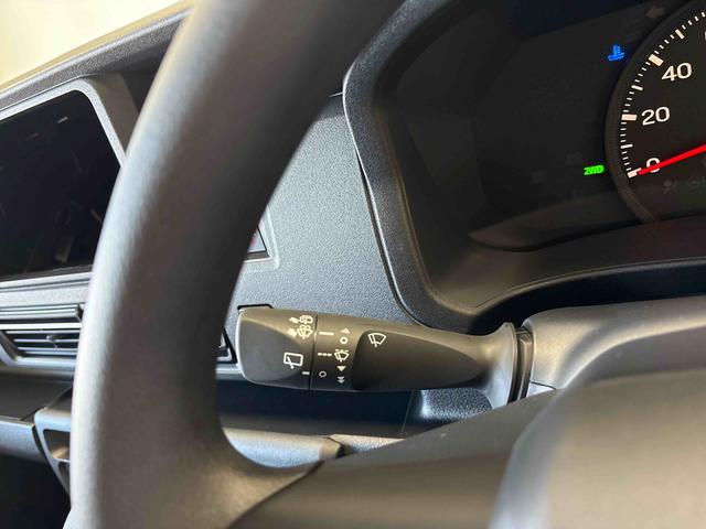 ハイゼットカーゴ スペシャル　電子４ＷＤ　マニュアルエアコン　ハロゲンヘッドライト　コーナーセンサー　ＶＳＣ（横滑り防止機能）　パワーウィンドウ　オートライト／ハイビーム　スマートアシスト（予防安全装置）（31枚目）