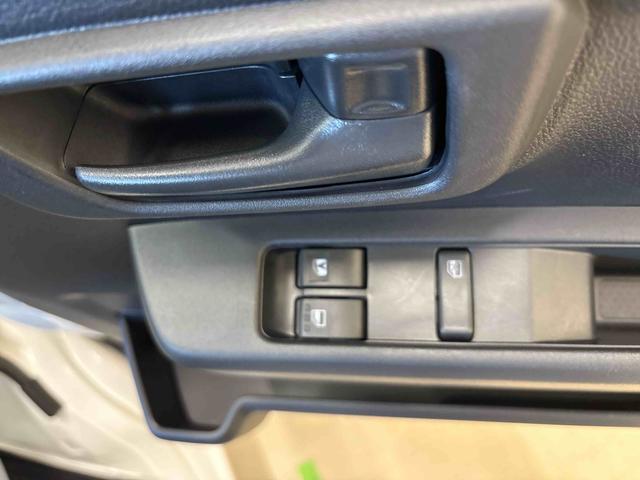 ハイゼットカーゴ スペシャル　電子４ＷＤ　マニュアルエアコン　ハロゲンヘッドライト　コーナーセンサー　ＶＳＣ（横滑り防止機能）　パワーウィンドウ　オートライト／ハイビーム　スマートアシスト（予防安全装置）（40枚目）
