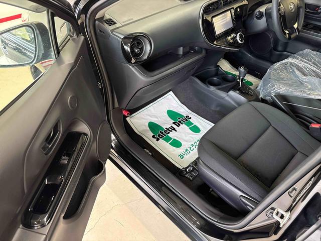 アクア Ｓスタイルブラック　純正ナビ　バックカメラ　電動ドアミラー　ハロゲンヘッドライト　社外ドライブレコーダー（前後）　オートエアコン／ライト／ハイビーム　ＥＴＣ　チルトステアリング　運転席シートリフター（21枚目）