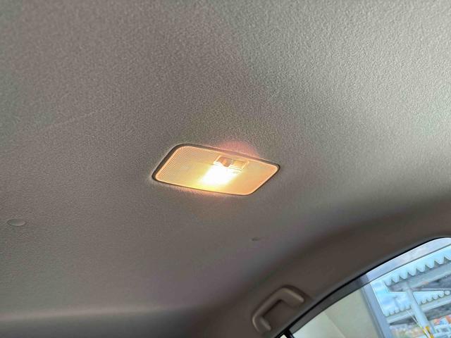 アクア Ｓスタイルブラック　純正ナビ　バックカメラ　電動ドアミラー　ハロゲンヘッドライト　社外ドライブレコーダー（前後）　オートエアコン／ライト／ハイビーム　ＥＴＣ　チルトステアリング　運転席シートリフター（43枚目）