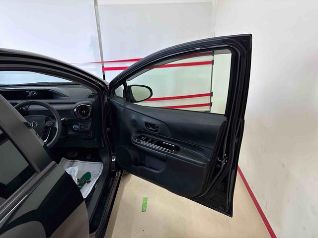 アクア Ｓスタイルブラック　純正ナビ　バックカメラ　電動ドアミラー　ハロゲンヘッドライト　社外ドライブレコーダー（前後）　オートエアコン／ライト／ハイビーム　ＥＴＣ　チルトステアリング　運転席シートリフター（46枚目）