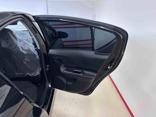 アクア Ｓスタイルブラック　純正ナビ　バックカメラ　電動ドアミラー　ハロゲンヘッドライト　社外ドライブレコーダー（前後）　オートエアコン／ライト／ハイビーム　ＥＴＣ　チルトステアリング　運転席シートリフター（49枚目）