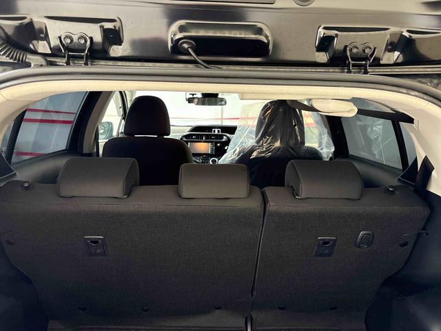 アクア Ｓスタイルブラック　純正ナビ　バックカメラ　電動ドアミラー　ハロゲンヘッドライト　社外ドライブレコーダー（前後）　オートエアコン／ライト／ハイビーム　ＥＴＣ　チルトステアリング　運転席シートリフター（51枚目）