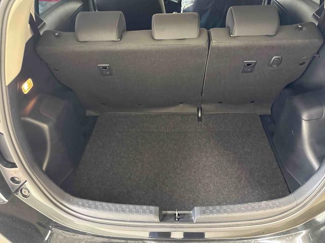 アクア Ｓスタイルブラック　純正ナビ　バックカメラ　電動ドアミラー　ハロゲンヘッドライト　社外ドライブレコーダー（前後）　オートエアコン／ライト／ハイビーム　ＥＴＣ　チルトステアリング　運転席シートリフター（52枚目）