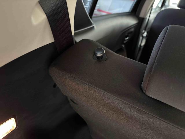 アクア Ｓスタイルブラック　純正ナビ　バックカメラ　電動ドアミラー　ハロゲンヘッドライト　社外ドライブレコーダー（前後）　オートエアコン／ライト／ハイビーム　ＥＴＣ　チルトステアリング　運転席シートリフター（54枚目）