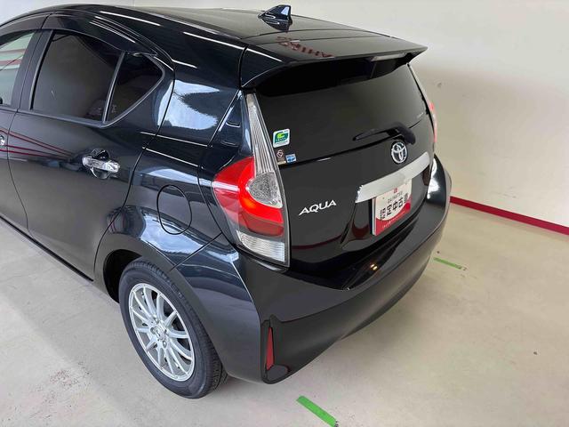 アクア Ｓスタイルブラック　純正ナビ　バックカメラ　電動ドアミラー　ハロゲンヘッドライト　社外ドライブレコーダー（前後）　オートエアコン／ライト／ハイビーム　ＥＴＣ　チルトステアリング　運転席シートリフター（68枚目）