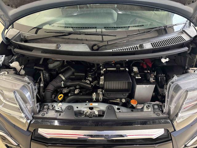 タント カスタムＲＳ　４ＷＤ　ＤＶＤチューナー　ＬＥＤヘッドライト／フォグランプ　オートエアコン／ライト／ハイビーム／電動ドアミラー　クルーズコントロール　コーナーセンサー　ＥＴＣ　両側電動スライドドア　チルトステリング（17枚目）