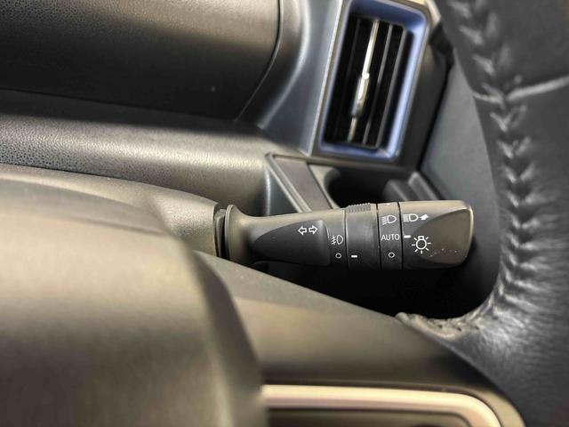 タント カスタムＲＳ　４ＷＤ　ＤＶＤチューナー　ＬＥＤヘッドライト／フォグランプ　オートエアコン／ライト／ハイビーム／電動ドアミラー　クルーズコントロール　コーナーセンサー　ＥＴＣ　両側電動スライドドア　チルトステリング（33枚目）