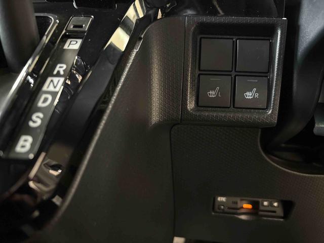 タント カスタムＲＳ　４ＷＤ　ＤＶＤチューナー　ＬＥＤヘッドライト／フォグランプ　オートエアコン／ライト／ハイビーム／電動ドアミラー　クルーズコントロール　コーナーセンサー　ＥＴＣ　両側電動スライドドア　チルトステリング（37枚目）