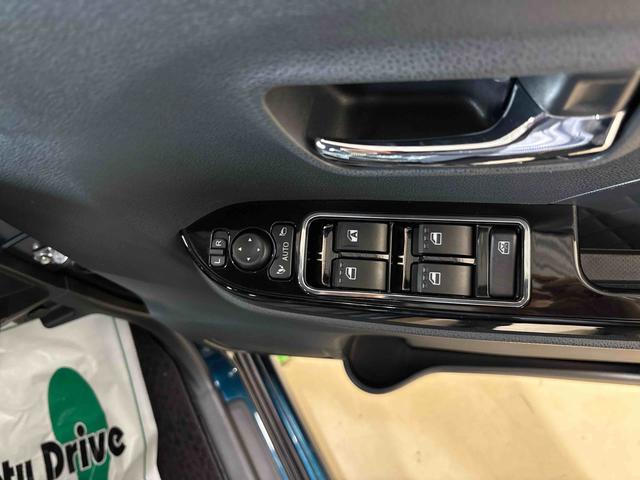タント カスタムＲＳ　４ＷＤ　ＤＶＤチューナー　ＬＥＤヘッドライト／フォグランプ　オートエアコン／ライト／ハイビーム／電動ドアミラー　クルーズコントロール　コーナーセンサー　ＥＴＣ　両側電動スライドドア　チルトステリング（50枚目）