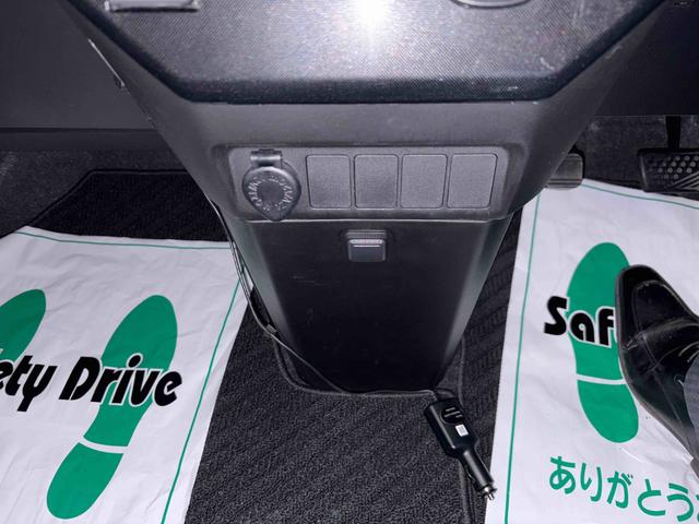 トール Ｇ　４ＷＤ　純正ナビ　ＬＥＤヘッドライト　オートエアコン／ライト／ハイビーム／電動ドアミラー　コーナーセンサー　ＥＴＣ　両側電動スライドドア　チルトステアリング　運転席シートリフター　アップグレードパック（27枚目）
