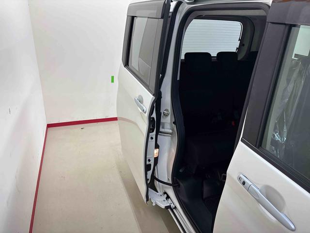 トール Ｇ　４ＷＤ　純正ナビ　ＬＥＤヘッドライト　オートエアコン／ライト／ハイビーム／電動ドアミラー　コーナーセンサー　ＥＴＣ　両側電動スライドドア　チルトステアリング　運転席シートリフター　アップグレードパック（50枚目）