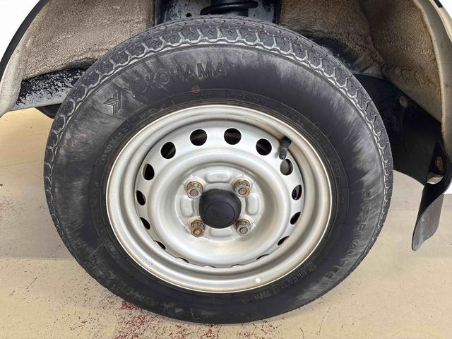ハイゼットトラック スタンダード パートタイム4WD 純正ラジオ(AM・FM) ハロゲンヘッドライト ストロング防錆 マニュアルエアコン(19枚目)