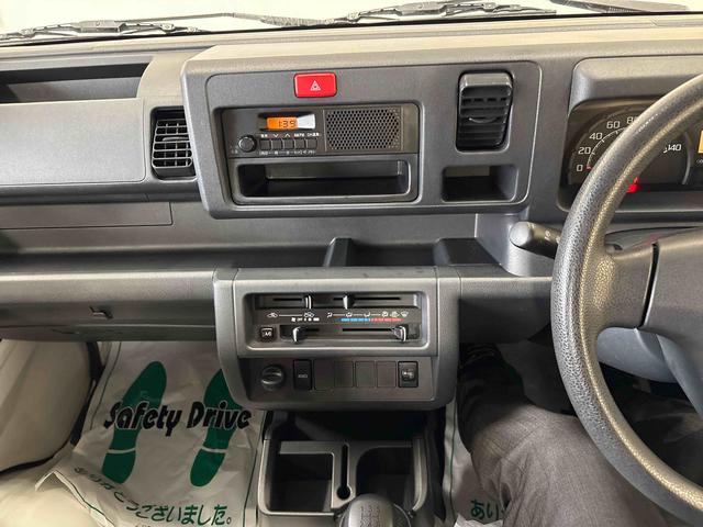 ハイゼットトラック スタンダード パートタイム4WD 純正ラジオ(AM・FM) ハロゲンヘッドライト ストロング防錆 マニュアルエアコン(24枚目)