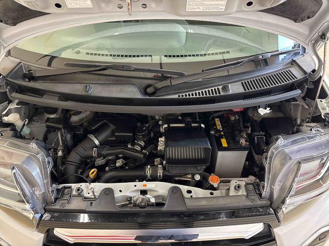 タント カスタムＲＳセレクション　４ＷＤ　純正ナビ　ＬＥＤヘッドライト／フォグランプ　オートエアコン／ライト／ハイビーム／電動ドアミラー　ＥＴＣ　ドライブレコーダー　コーナーセンサー　両側電動スライドドア　運転席・助手席シートヒーター（17枚目）