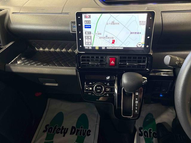 タント カスタムＸ　純正ナビ　ＬＥＤヘッドライト／フォグランプ　オートエアコン／ライト／ハイビーム／電動ドアミラー　ドライブレコーダー　ＥＴＣ　コーナーセンサー　両側電動スライドドア　運転席・助手席シートヒーター（11枚目）