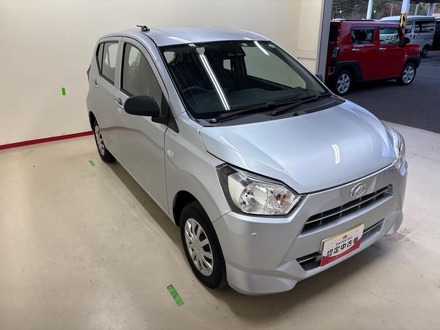 ミライース L SAIII 4WD ハロゲンヘッドライト キーレスエントリー コーナーセンサー オートライト/ハイビーム マニュアルエアコン VSC(横滑り防止機能) スマートアシスト(予防安全装置)(6枚目)