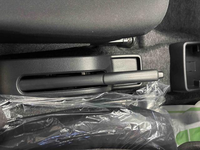 ミライース Ｌ　ＳＡＩＩＩ　４ＷＤ　ハロゲンヘッドライト　マニュアルエアコン　キーレスエントリー　コーナーセンサー　オートライト／ハイビーム　ＶＳＣ（横滑り防止機能）　スマートアシスト（予防安全装置）（35枚目）