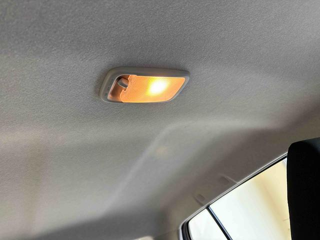 ミライース Ｌ　ＳＡＩＩＩ　４ＷＤ　ハロゲンヘッドライト　マニュアルエアコン　キーレスエントリー　コーナーセンサー　オートライト／ハイビーム　ＶＳＣ（横滑り防止機能）　スマートアシスト（予防安全装置）（40枚目）