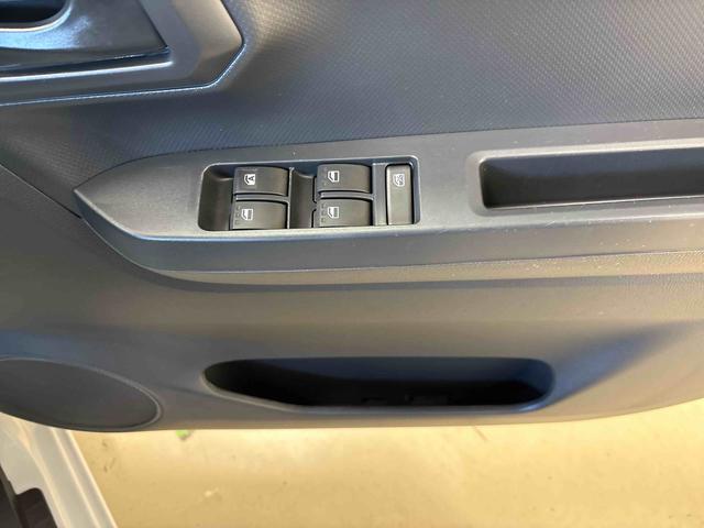 ミライース Ｌ　ＳＡＩＩＩ　４ＷＤ　ハロゲンヘッドライト　マニュアルエアコン　キーレスエントリー　コーナーセンサー　オートライト／ハイビーム　ＶＳＣ（横滑り防止機能）　スマートアシスト（予防安全装置）（45枚目）