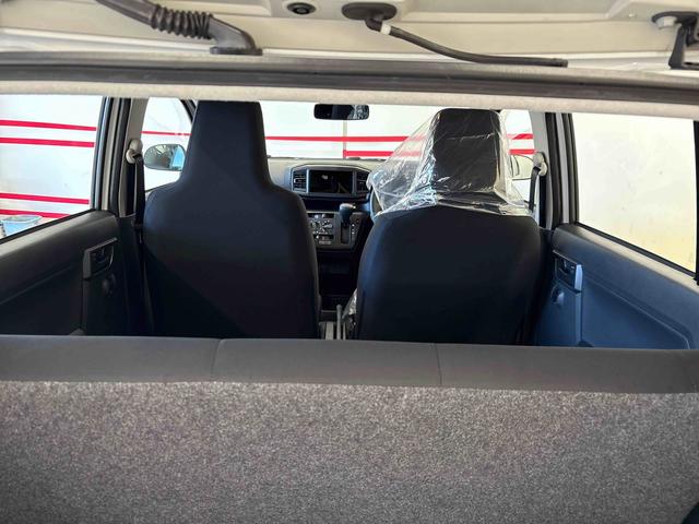 ミライース Ｌ　ＳＡＩＩＩ　４ＷＤ　ハロゲンヘッドライト　マニュアルエアコン　キーレスエントリー　コーナーセンサー　オートライト／ハイビーム　ＶＳＣ（横滑り防止機能）　スマートアシスト（予防安全装置）（48枚目）