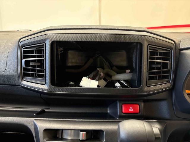 ミライース Ｌ　ＳＡＩＩＩ　４ＷＤ　キーレスエントリー　ハロゲンヘッドライト　マニュアルエアコン　バックカメラ　オートライト　コーナーセンサー　オートハイビーム　ＶＳＣ（横滑り防止機能）（10枚目）