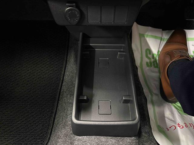 ミライース Ｌ　ＳＡＩＩＩ　４ＷＤ　キーレスエントリー　ハロゲンヘッドライト　マニュアルエアコン　バックカメラ　オートライト　コーナーセンサー　オートハイビーム　ＶＳＣ（横滑り防止機能）（27枚目）