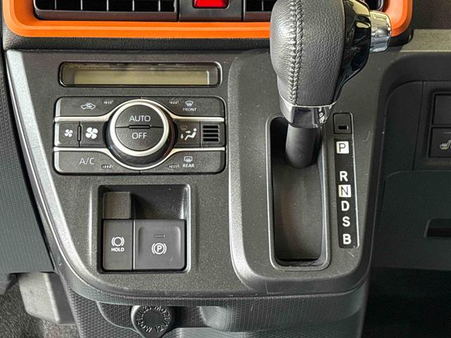 タント ファンクロスターボ(エコアイドル非装着車) 4WD ディスプレイオーディオ LEDヘッドライト/フォグランプ オートエアコン/ライト/ハイビーム/電動ドアミラー ドライブレコーダー 両側電動スライドドア 電動パーキングブレーキ シートヒーター(16枚目)