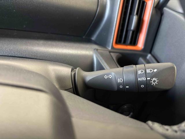 タント ファンクロスターボ(エコアイドル非装着車) 4WD ディスプレイオーディオ LEDヘッドライト/フォグランプ オートエアコン/ライト/ハイビーム/電動ドアミラー ドライブレコーダー 両側電動スライドドア 電動パーキングブレーキ シートヒーター(33枚目)