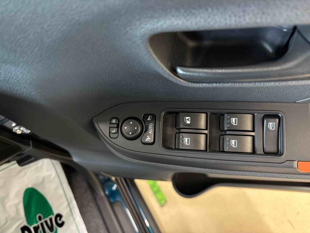 タント ファンクロスターボ(エコアイドル非装着車) 4WD ディスプレイオーディオ LEDヘッドライト/フォグランプ オートエアコン/ライト/ハイビーム/電動ドアミラー ドライブレコーダー 両側電動スライドドア 電動パーキングブレーキ シートヒーター(52枚目)