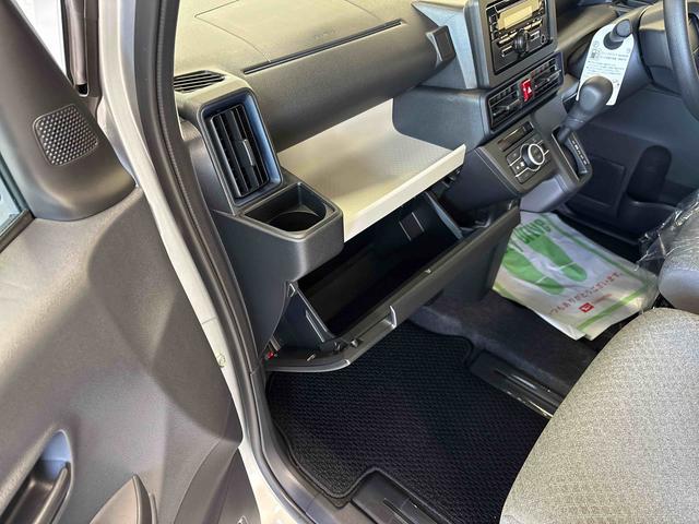 タント L 4WD 純正CD キーフリーシステム コーナーセンサー LEDヘッドライト オートエアコン/ライト/ハイビーム/電動ドアミラー 運転席・助手席シートヒーター VSC(横滑り防止機能)(22枚目)