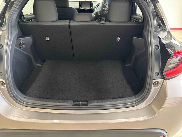 ヤリス ハイブリッドZ ディスプレイオーディオ(ナビ付) クルーズコントロール トヨタセーフティセンス(予防安全装置) ドライブレコーダー リモコンエンジンスターター オートエアコン/ライト/ハイビーム/電動ドアミラー(18枚目)